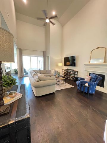 22 Clearview Terrace Place, Tomball, TX 77375