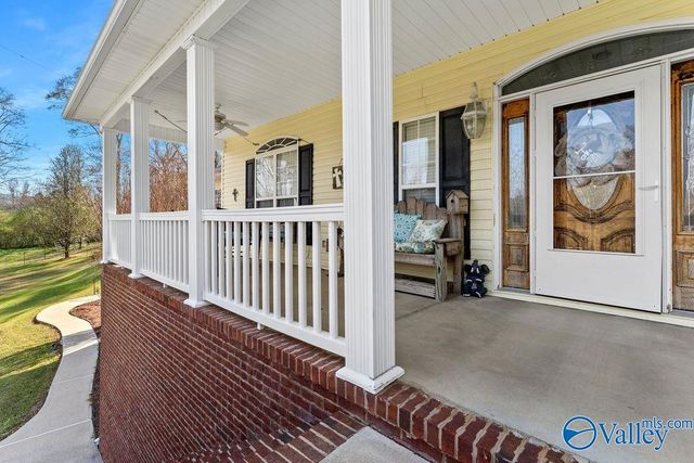 172 Basher Drive, Gadsden, AL 35904