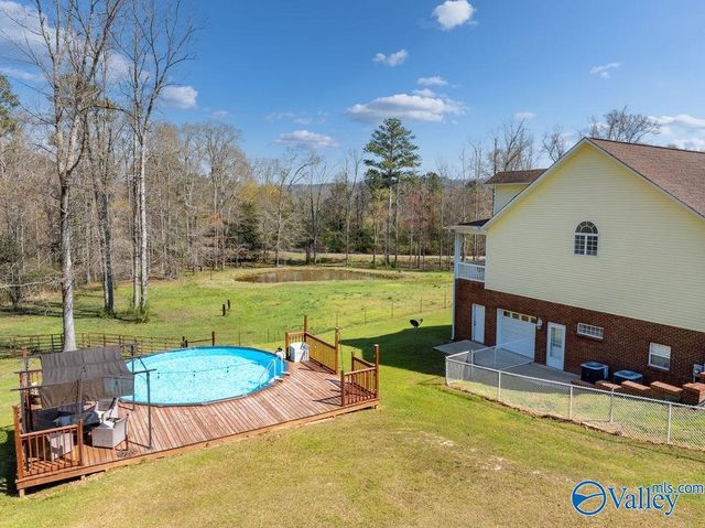 172 Basher Drive, Gadsden, AL 35904