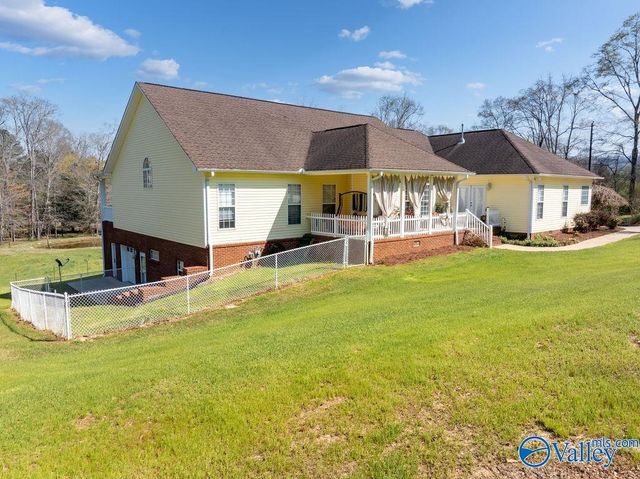 172 Basher Drive, Gadsden, AL 35904