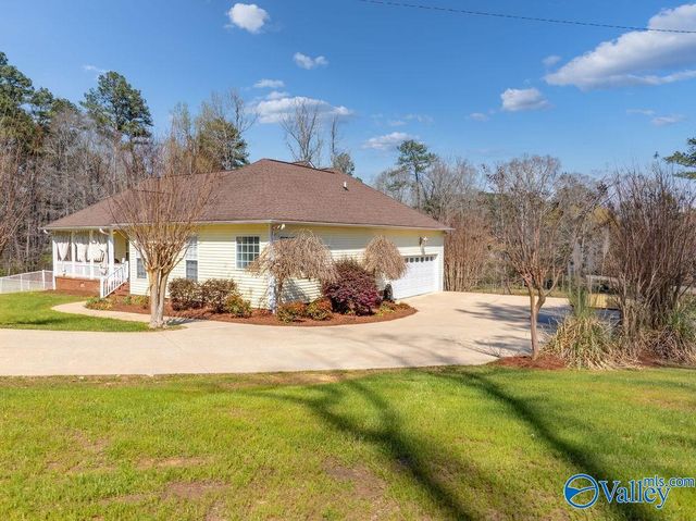 172 Basher Drive, Gadsden, AL 35904