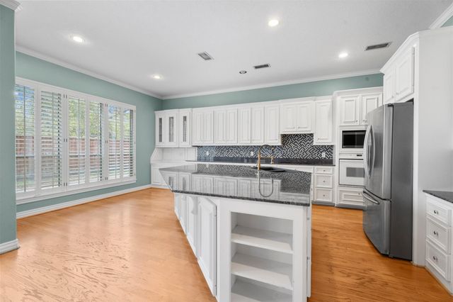 14210 Reissen Lane, Houston, TX 77069