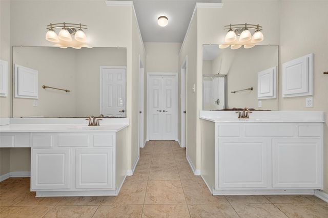 7031 Kendall Lake Court, Richmond, TX 77407