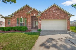 7031 Kendall Lake Court, Richmond, TX 77407