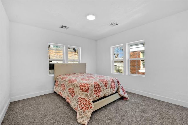 1301 N McKinley Avenue, Oklahoma City, OK 73106