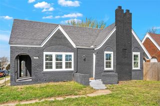 1301 N McKinley Avenue, Oklahoma City, OK 73106