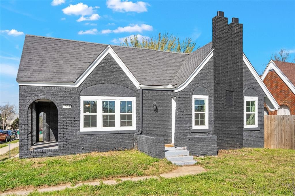 1301 N McKinley Avenue, Oklahoma City, OK 73106