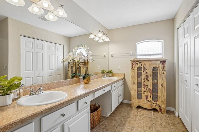 12416 NE 48TH LOOP, Oxford, FL 34484