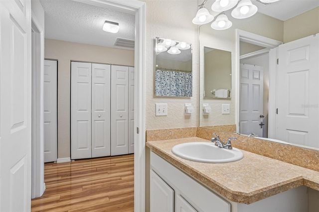 12416 NE 48TH LOOP, Oxford, FL 34484