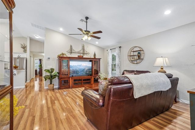 12416 NE 48TH LOOP, Oxford, FL 34484