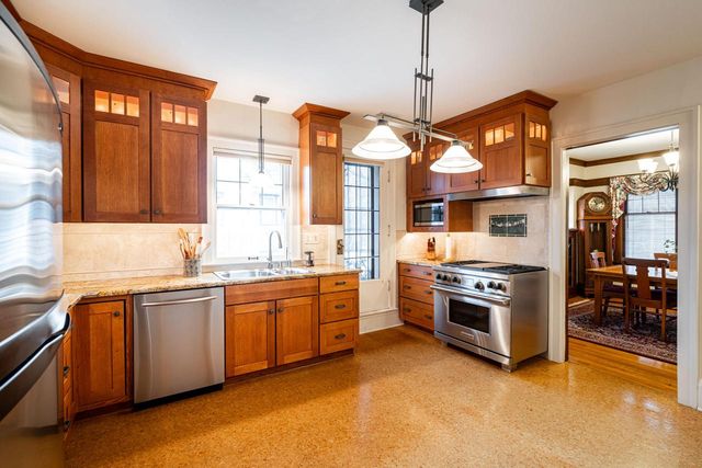 838 N 64th STREET, Wauwatosa, WI 53213