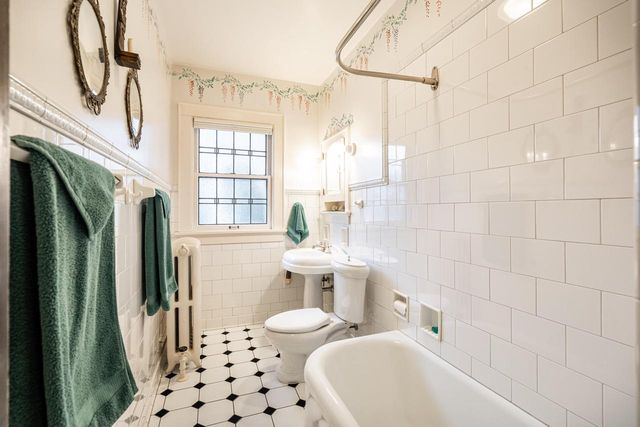 838 N 64th STREET, Wauwatosa, WI 53213