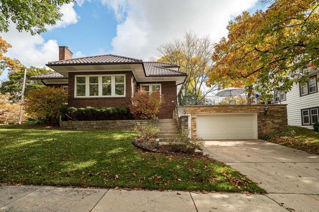 838 N 64th STREET, Wauwatosa, WI 53213