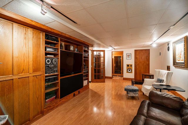 838 N 64th STREET, Wauwatosa, WI 53213