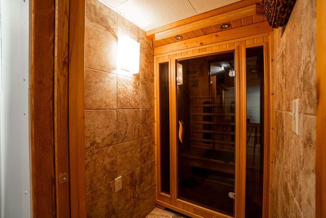 838 N 64th STREET, Wauwatosa, WI 53213