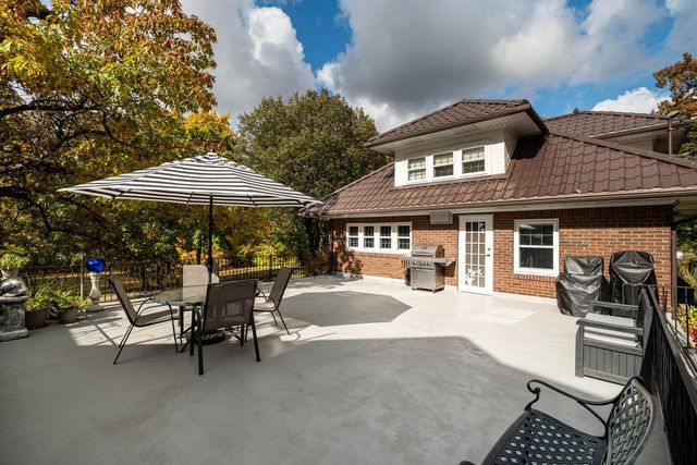 838 N 64th STREET, Wauwatosa, WI 53213