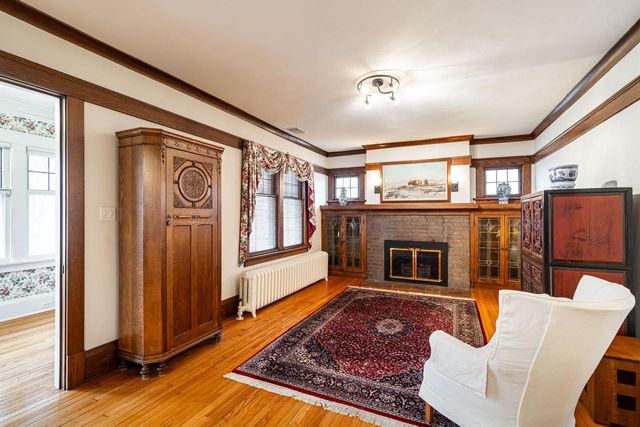 838 N 64th STREET, Wauwatosa, WI 53213