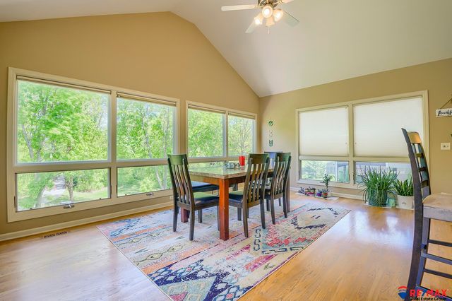 17012 Emiline Street, Omaha, NE 68136