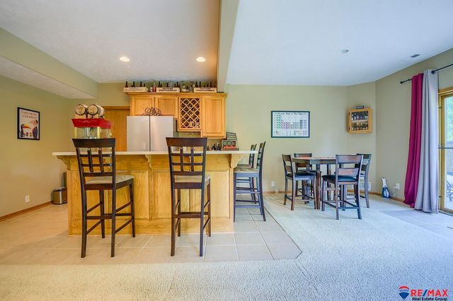 17012 Emiline Street, Omaha, NE 68136