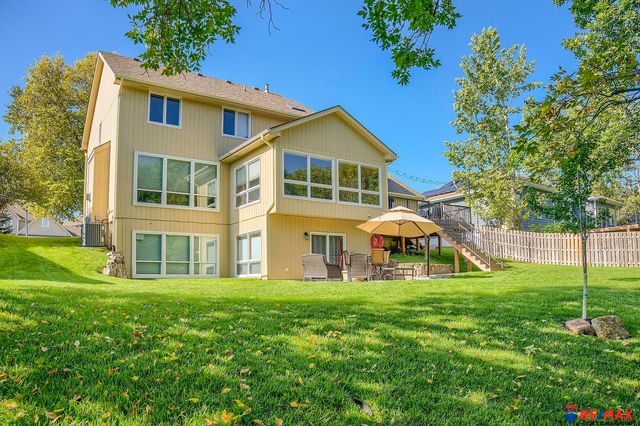 17012 Emiline Street, Omaha, NE 68136
