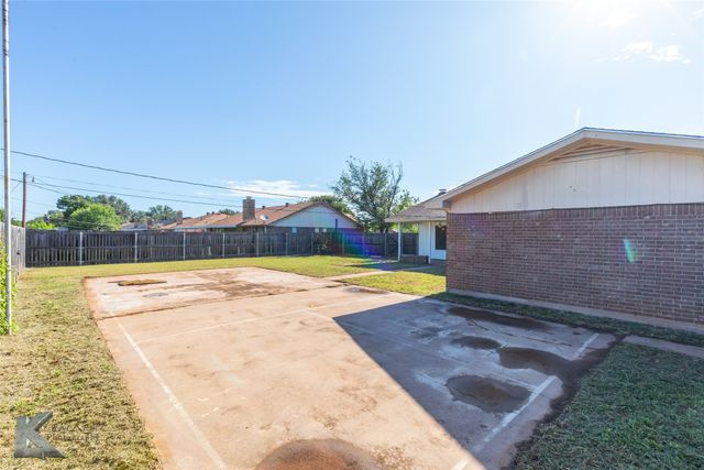 2350 Corsicana Avenue, Abilene, TX 79606