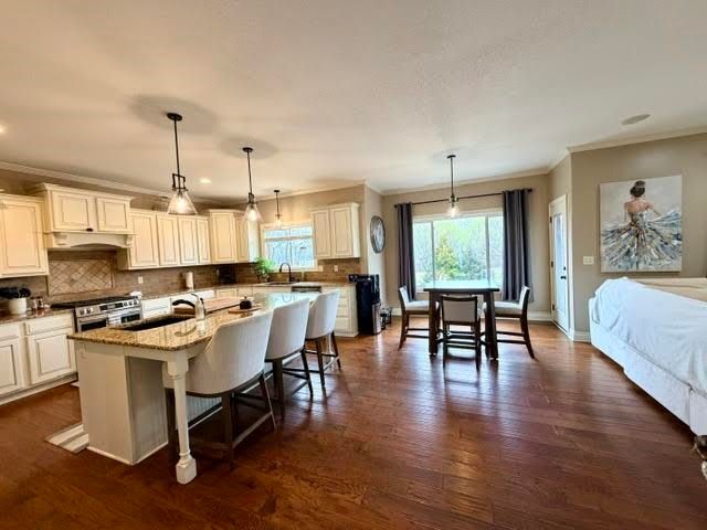 214 N Kennedy St, Wichita, KS 67235