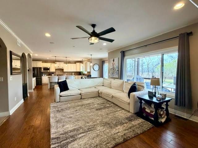 214 N Kennedy St, Wichita, KS 67235