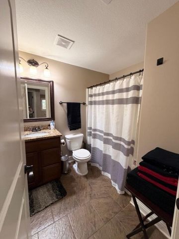 214 N Kennedy St, Wichita, KS 67235