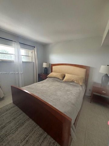 1967 S Ocean Blvd 315-C, Lauderdale By The Sea, FL 33062