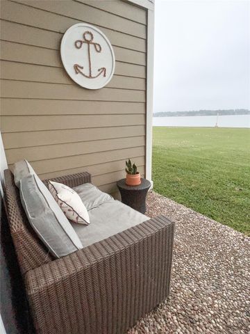 146 April Point Drive S, Conroe, TX 77356