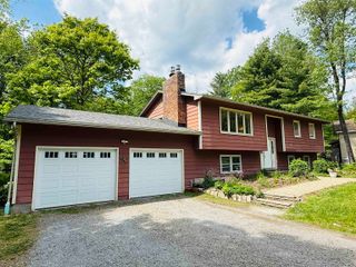 170 Raymond Road, Colchester (colchester), VT 05446