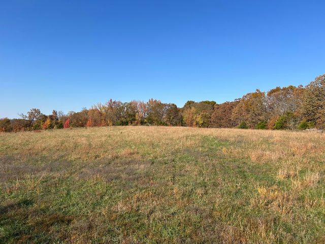 000 E Highway 14 Drive A, Ava, MO 65608