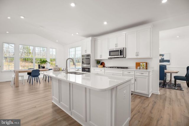 3608 PLUMAGE CT, Woodbridge, VA 22193