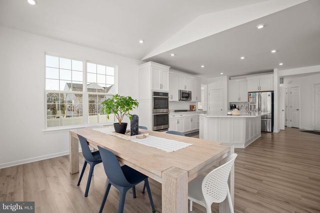 3608 PLUMAGE CT, Woodbridge, VA 22193