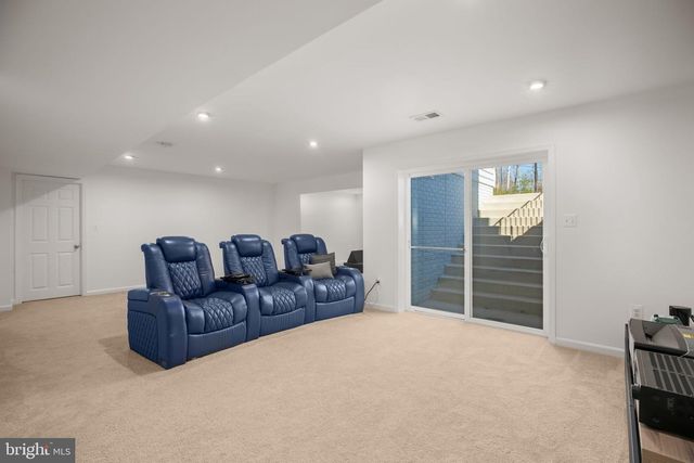 3608 PLUMAGE CT, Woodbridge, VA 22193