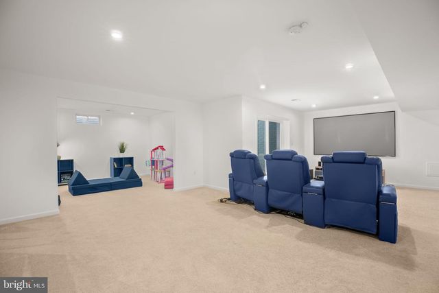 3608 PLUMAGE CT, Woodbridge, VA 22193