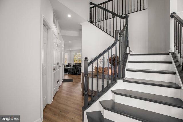 3608 PLUMAGE CT, Woodbridge, VA 22193