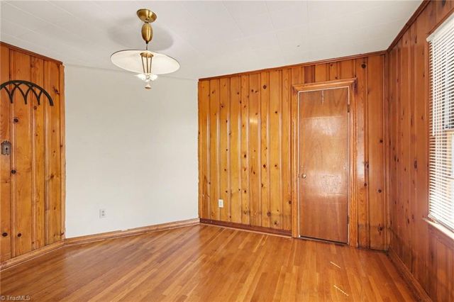 106 11th Avenue, Mayodan, NC 27027