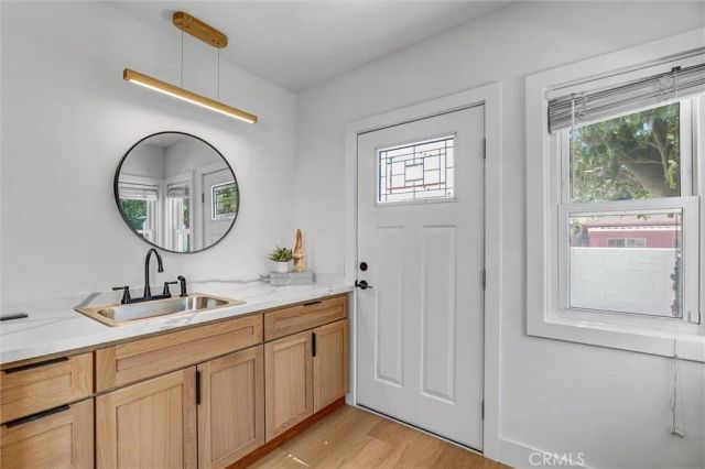 3637 Virginia Road, Los Angeles, CA 90016