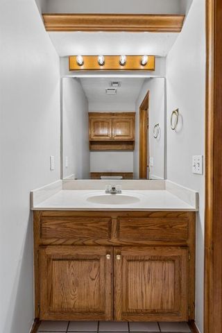 10537 Peacock Circle, Oklahoma City, OK 73130