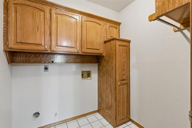 10537 Peacock Circle, Oklahoma City, OK 73130
