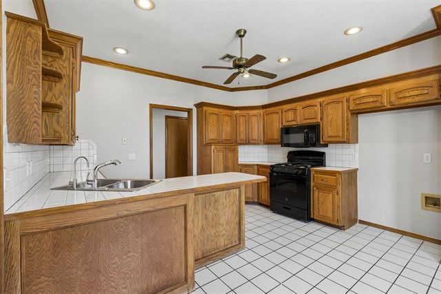 10537 Peacock Circle, Oklahoma City, OK 73130