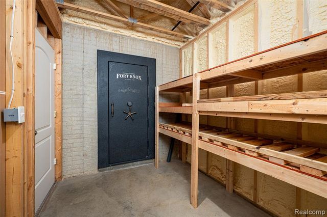 11274 Oakwood Drive, Jerome, MI 49249