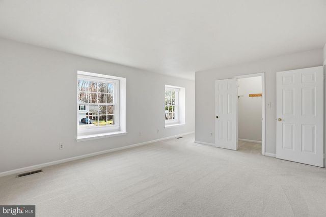 9713 WATERLINE DR, Burke, VA 22015