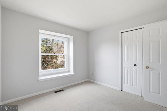 9713 WATERLINE DR, Burke, VA 22015