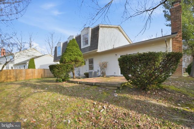 9713 WATERLINE DR, Burke, VA 22015