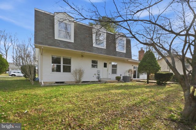 9713 WATERLINE DR, Burke, VA 22015