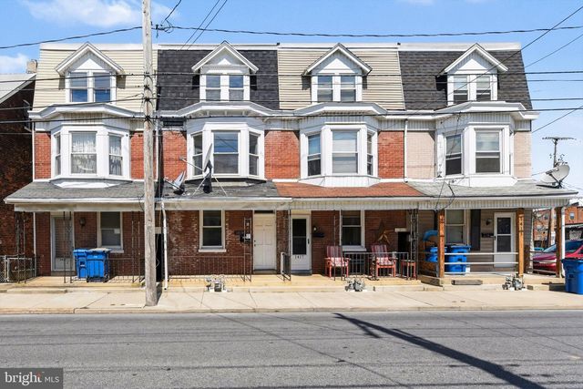 1419 W KING ST, York, PA 17404