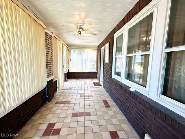 808 Gilbert Avenue, Follansbee, WV 26037