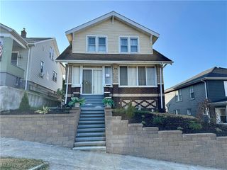 808 Gilbert Avenue, Follansbee, WV 26037